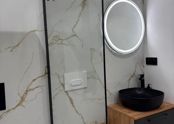 Comfort & Quiet Air Conditioning Parking