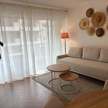 Comfort & Quiet Air Conditioning Parking * أنتيب