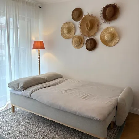 Comfort & Quiet Air Conditioning Parking شقة