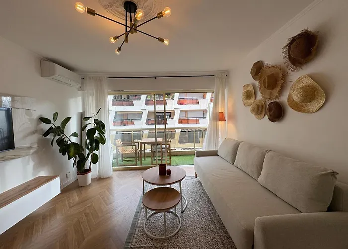 Comfort & Quiet Air Conditioning Parking